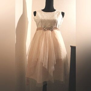 Elegant Cream Kids Dress with Lace and Bow